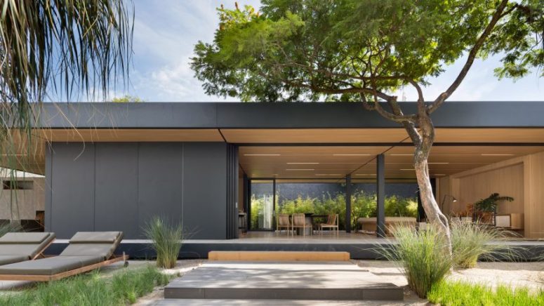 Contemporary Highly Efficient Sustainable Prefab Home