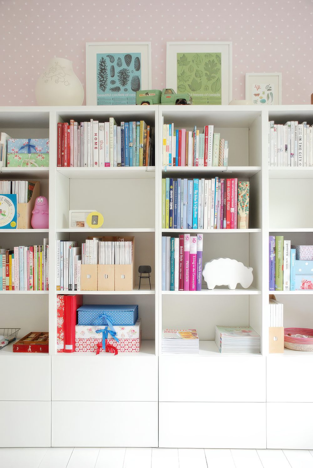 A well-organised storage solution. (Yvonne Eijkenduijn).